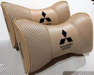 Подушка на подголовник в авто Mitsubishi 1шт.