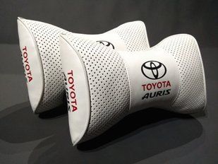 Подушка на підголовник авто Toyota auris 1 шт