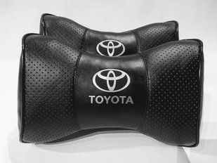 Подушка на подголовник в авто Toyota 1 шт