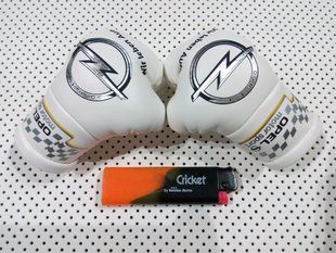Подвеска боксерские перчатки Opel