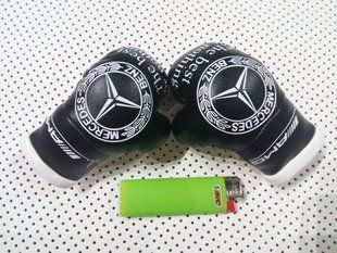 Подвеска боксерские перчатки Mercedes-Benz
