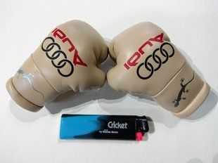 Подвеска боксерские перчатки Audi