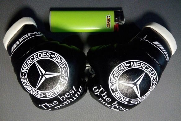 Подвеска боксерские перчатки Mercedes-Benz