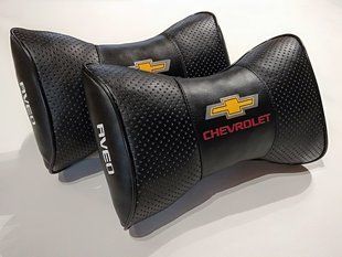 Подушка на подголовник в авто Chevrolet 1шт.