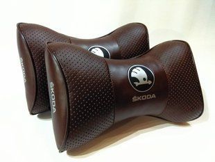 Подушка на підголовник авто Skoda 1 шт