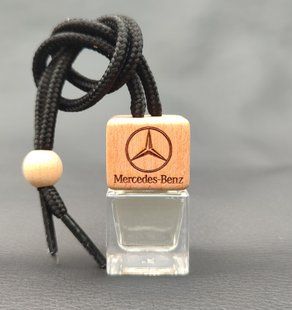 Ароматизатор в машину Mercedes (Автопарфюм) плюс наполнитель (запаска) 7мл, №5 &mdash; Giorgio Armani Acqua di Gio (Чоловічій аромат), Пряные, Водяные, Мандарин, Апельсин, Бергамот, Жасмин, Лайм, Лимон, Гиацинт, Кориандр, Морской аккорд, Мускатный аккорд, Мускатный орех, Персик, Резеда, Фиалка, Фрезия, Цикламен, Амбра, Пачули, Белый мускус, Дубовый мох, Кедр, 7+7=14, Шнурок