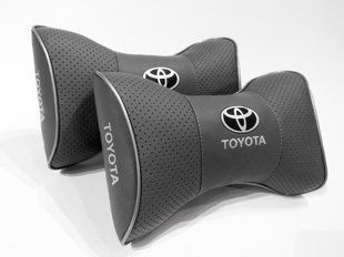 Подушка на подголовник в авто Toyota 1 шт