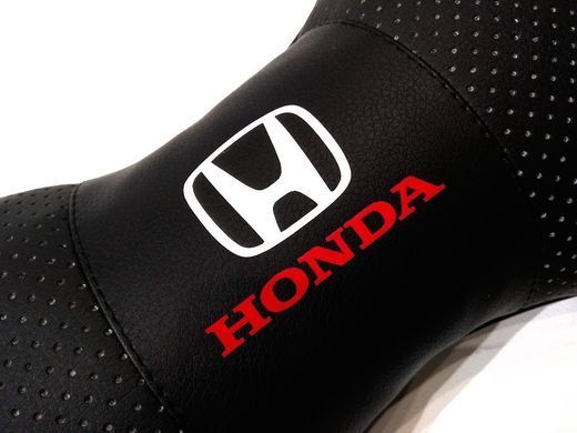 Подушка на подголовник в авто Honda 1шт.