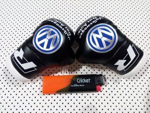 Подвеска боксерские перчатки Volkswagen