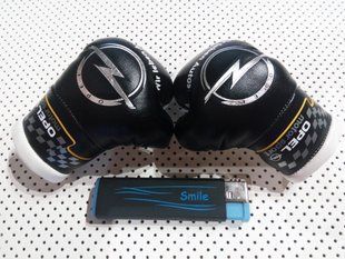 Подвеска боксерские перчатки Opel