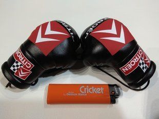 Подвеска боксерские перчатки Citroen