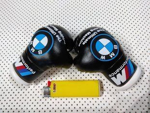 Подвеска боксерские перчатки BMW