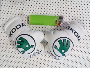 Подвеска боксерские перчатки Skoda
