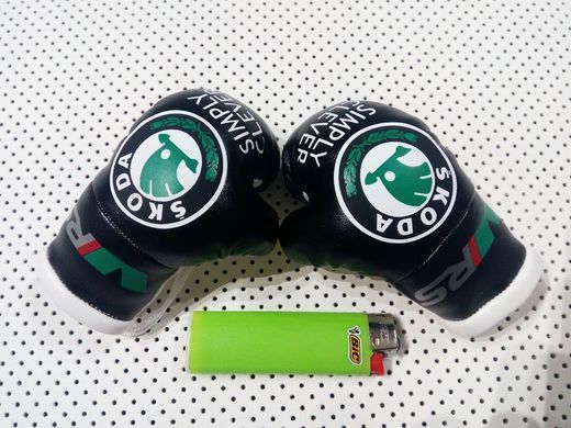 Комплект аксессуаров салона Автомобильная подушка Skoda