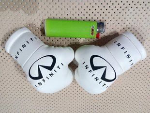Подвеска боксерские перчатки Infiniti