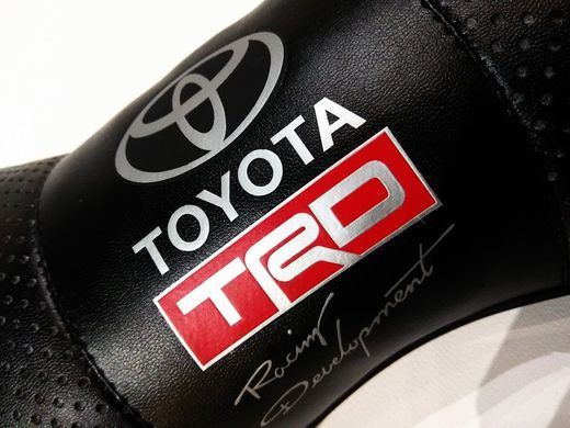 Комплект аксессуаров салона Автомобильная подушка Toyota