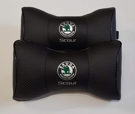 Подушка на подголовник в авто Skoda Scout 1шт.
