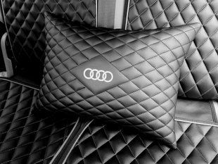 Подушка в автомобиль Audi для комфортного путешествия