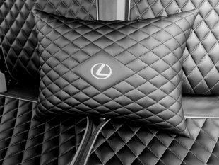 Подушка в автомобиль Lexus для комфортного путешествия