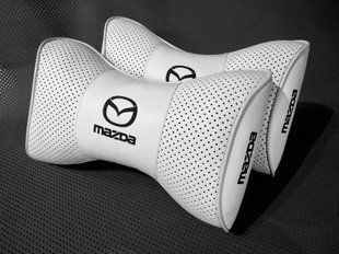 Подушка на подголовник в авто Mazda 1шт.
